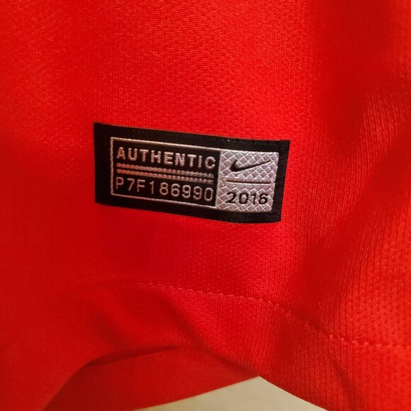 Nike Dri Fit XL 2016 England Soccer Jersey - Picture 4 of 12